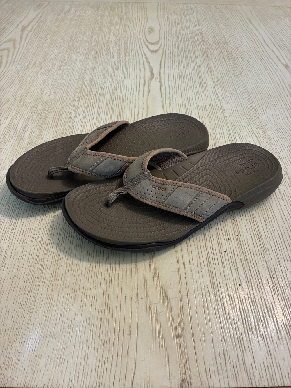 Men’s Crocs Swiftwater Suede Flip Flop Sandals (Brown/Tan)
